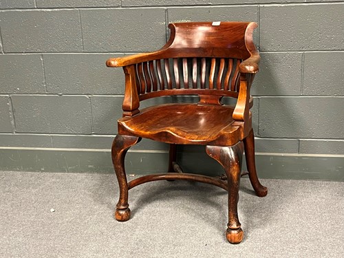 Lot 811 - A late 19th or early 20th century mahogany...