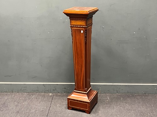 Lot 717 - An Edwardian mahogany and box strung pedestal,...