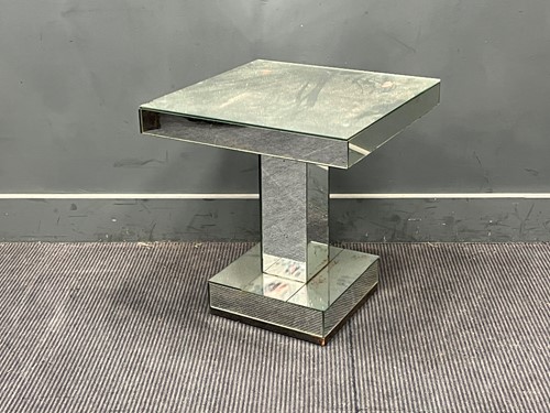 Lot 852 - A modern mirrored occasional table. 54cms x...