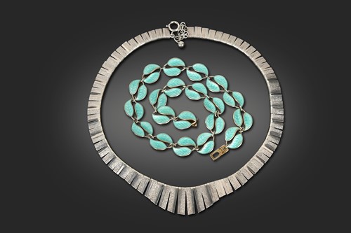 Lot 182 - Willy Winnaess for David Andersen of Norway, a silver and enamelled leaf choker