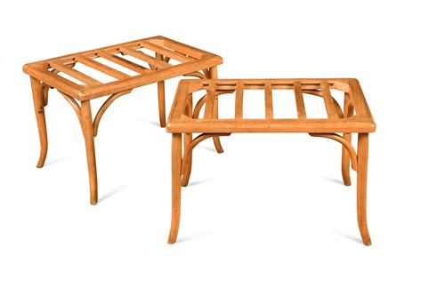 Lot 265 - A pair of mid-century bentwood luggage stands in the manner of Thonet