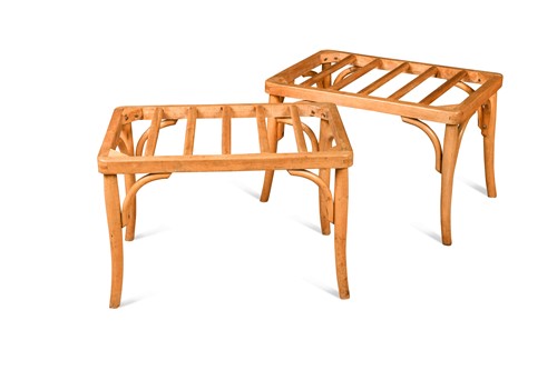 Lot 267 - A pair of mid-century bentwood luggage stands in the manner of Thonet