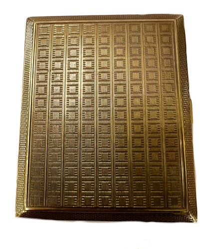 Lot 492 - A George V 9ct gold pocket cigarette case