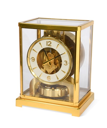 Lot 367 - A Jaeger-LeCoultre Atmos clock, no.121040