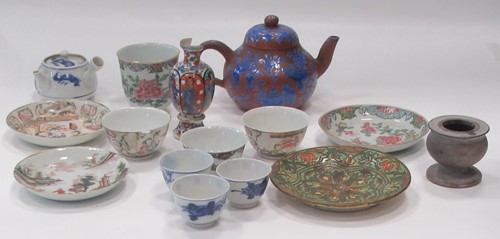 Lot 16 - Assorted Chinese and Japanese ceramics 18-20th century.