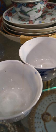 Lot 16 - Assorted Chinese and Japanese ceramics 18-20th century.