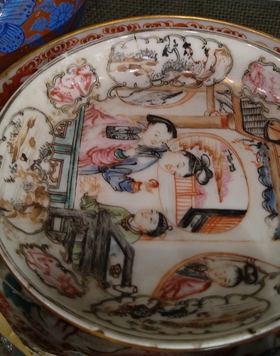 Lot 16 - Assorted Chinese and Japanese ceramics 18-20th century.