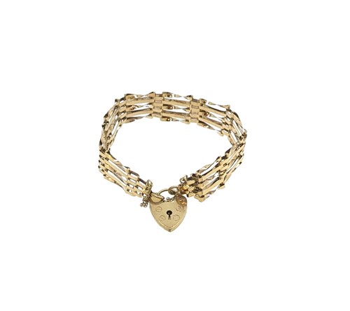 Lot 168 - A late 20th century 9ct gold gate bracelet