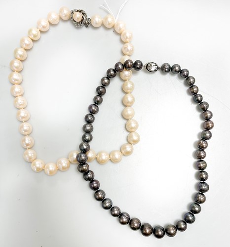 Lot 364 - Two freshwater cultured pearl necklaces, gross...