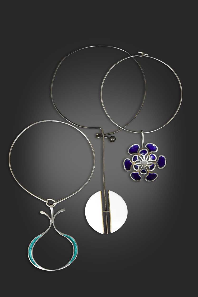 Lot 185 - Agnete Dinesen for Anton Michelsen, a Danish silver and enamel necklace
