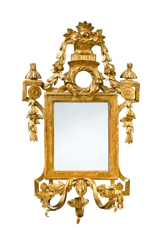 Lot 616 - A small French carved giltwood mirror, 19th century