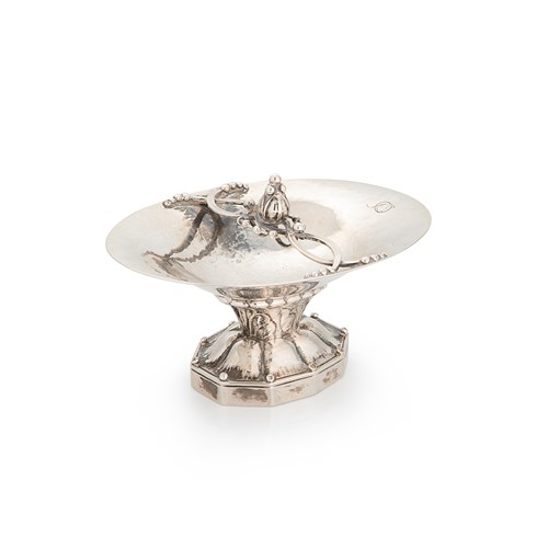 Lot 546 - An early 20th century Danish metalwares bon bon dish, mark of Georg Jensen