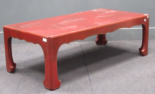 Lot 816 - Modern laquer table with black drop in top set...