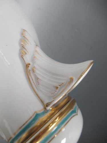 Lot 16 - A KPM factory part tea and coffee service,...