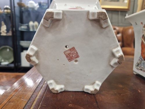 Lot 25 - A pair of Chinese Wu Shuang Pu porcelain hexagonal jardinieres