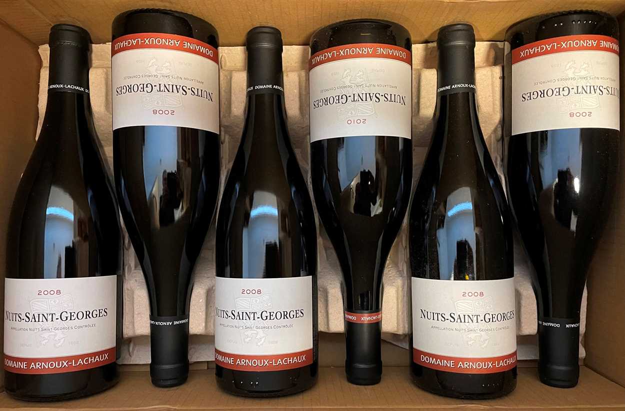 Lot 26 - Domaine Arnoux-Lachaux, Nuits-St-Georges 2008,...