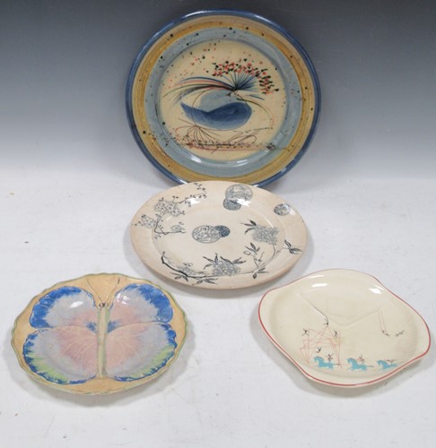 Lot 68 - A decorative Aesthetic period plate in...