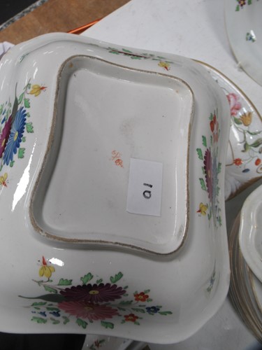 Lot 17 - A part Chamberlain Worcester dessert service...