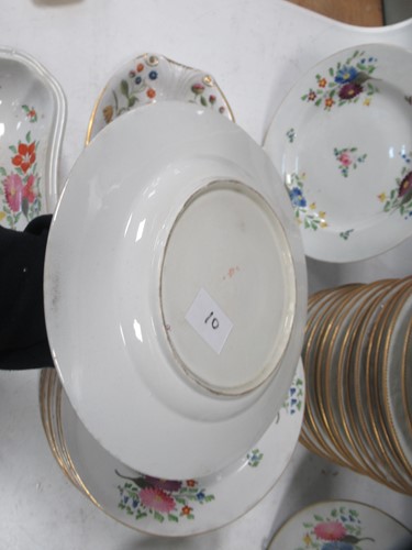 Lot 17 - A part Chamberlain Worcester dessert service...
