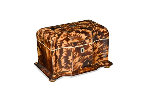 Lot 639 - A George III tortoiseshell and ivory strung tea caddy
