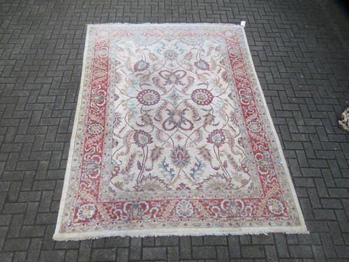 Lot 840 - A Ziegler Mahal rug with a cream ground colour...