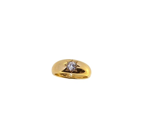 Lot 212 - A Victorian 18ct gold diamond set ring