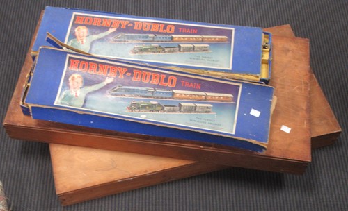 Lot 161 - A collection of mainly OO gauge model railway,...