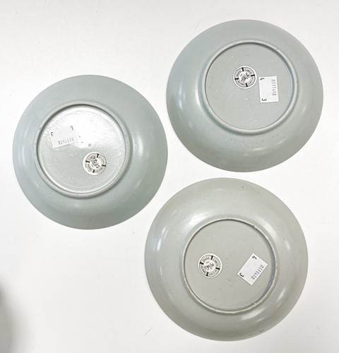 Lot 35 - Three Chinese blue and white porcelain Diana cargo tea bowls and saucers, circa 1816