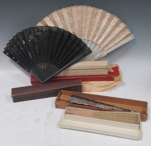 Lot 215 - Seven fans to include a Venetian bone example...