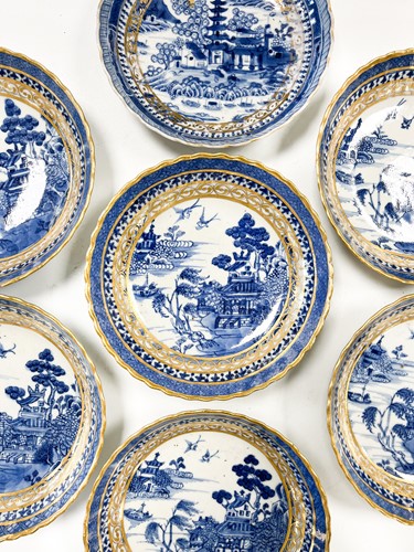 Lot 12 - A Chinese export blue and white porcelain part tea and coffee service, Qing Dynasty, circa 1780