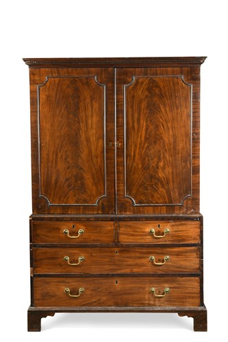 Lot 561 - A George III mahogany linen press