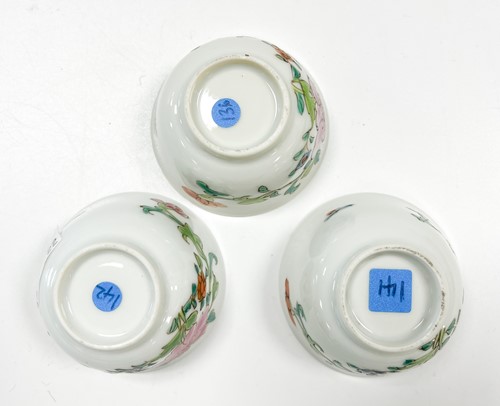 Lot 26 - Three Qianlong tea bowls and saucers, circa 1770
