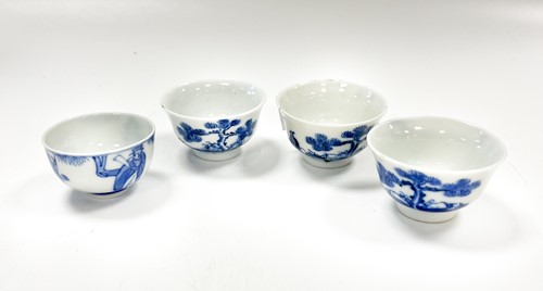 Lot 26 - Three Qianlong tea bowls and saucers, circa 1770
