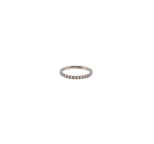 Lot 155 - An 18ct gold diamond set full eternity ring