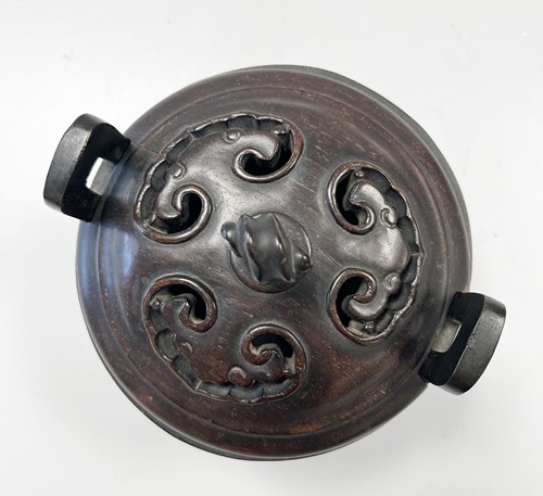 Lot 64 - A Chinese bronze tripod censer in archaic style, Qing Dynasty, 19th century