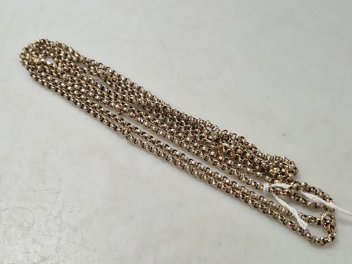 Lot 200 - A belcher style guard chain - tested as 9ct...