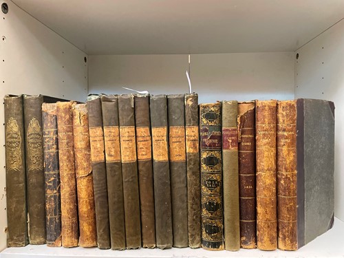 Lot 192 - Botanical plates.
