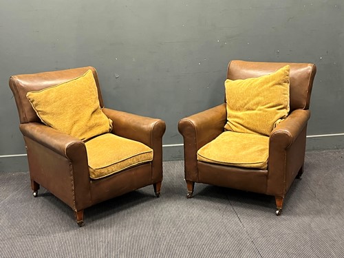 Lot 482 - A near pair of early 20th century brown...