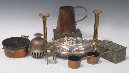 Lot 106 - A collection of copper, brass and metalwares...