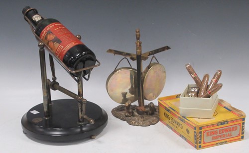 Lot 127 - A modern port decanting cradle, and a novelty...