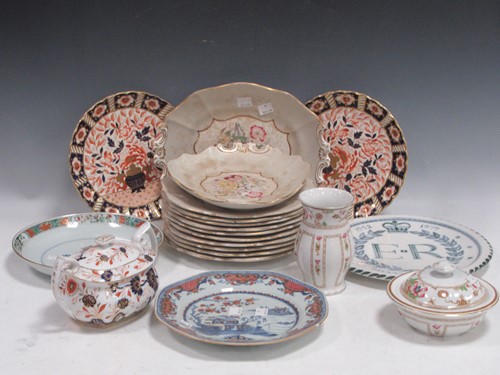 Lot 72 - A Chinese K'ang Xsi Famille Verte plate, 22cm...