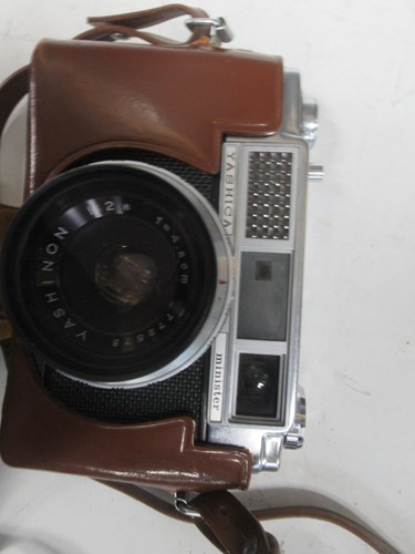 Lot 76 - Old cameras. Wray stereographic camera, 2...