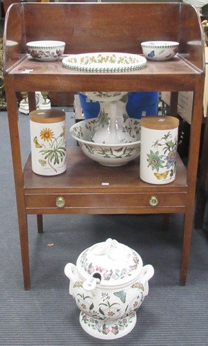 Lot 125 - A 19th century washstand with single drawer,...