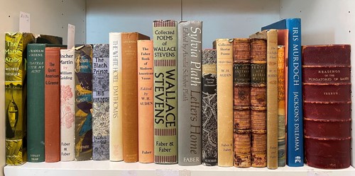 Lot 538 - Modern literature.