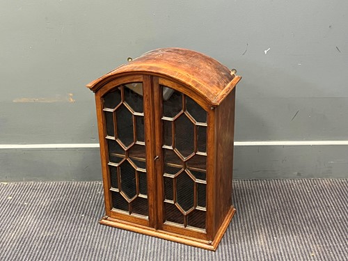 Lot 452 - A miniature Dutch style cabinet 51 x 38 x 22cm