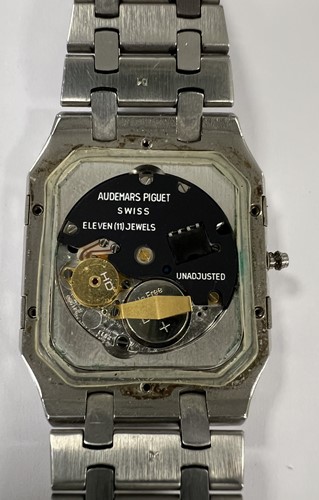 Lot 455 - Audemars Piguet - A steel 'Royal Oak' wristwatch