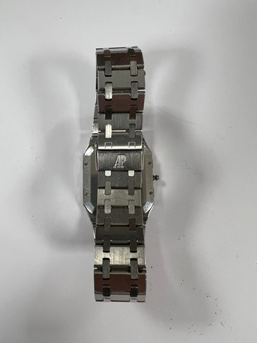 Lot 455 - Audemars Piguet - A steel 'Royal Oak' wristwatch