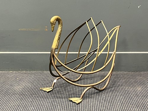 Lot 537 - A 20th century Italian swan shaped brass...