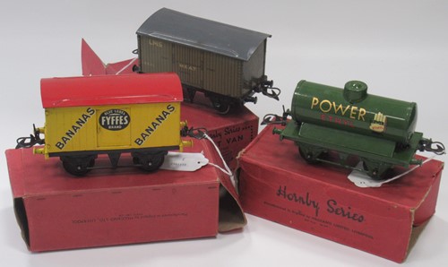 Lot 49 - Hornby Series gauge 0 No. 1 Banana Van 'Fyffes'...