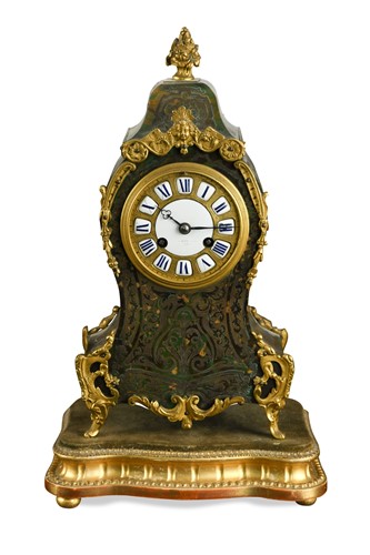 Lot 623 - A French green Boulle case mantel clock, late 19th century